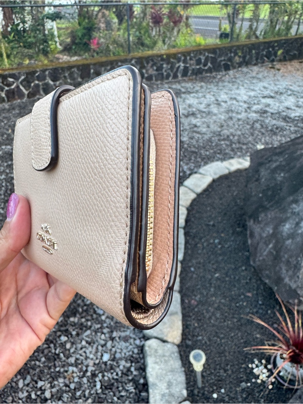 Coach New York Pebbled Leather Medium Snap Wallet Beige Nude Compact Wallet - Picture 4 of 11